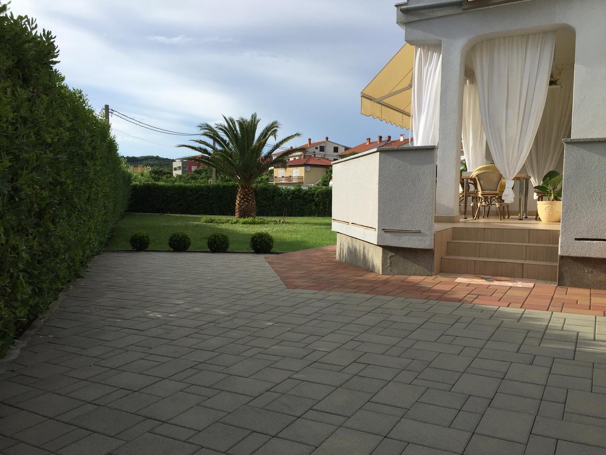 Palit Apartment Natasa מראה חיצוני תמונה